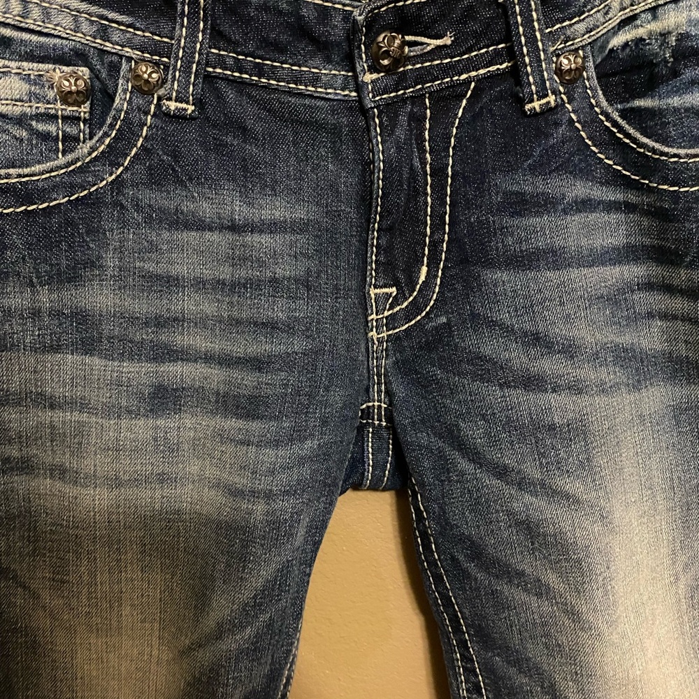 Miss Me Crop Denim Jeans Embellished Pockets JE6048C6 Size 29 - Picture 4 of 11